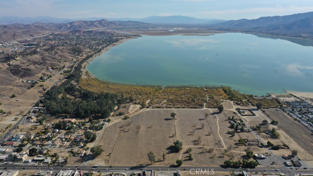 31360 Riverside Dr.