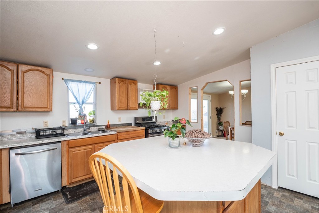 2964 Smoke Tree Road