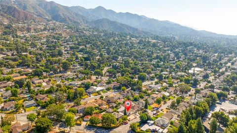 A home in La Crescenta