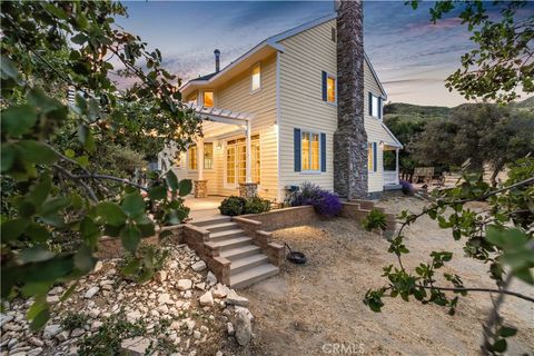 A home in Leona Valley