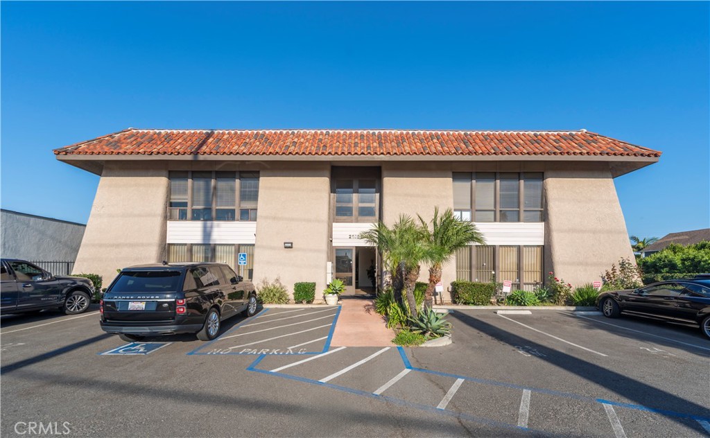 Wonderful Office space. 2 Separate Offices can be combined into one if preferred. Located in a PRIME LOCATION of HUNTINGTON BEACH ! Just down the street from the Beach ! Smaller office is next to the larger office. The larger office is $ 2,000 and an end unit that is very bright with lots of Windows . Second Office is $ 1500 and also very bright with lots of windows PLUS a Kitchenette that includes Fridge, Sink, dishwasher, and microwave ! Parking space comes with both offices ! Great opportunity for new businesses or existing businesses.