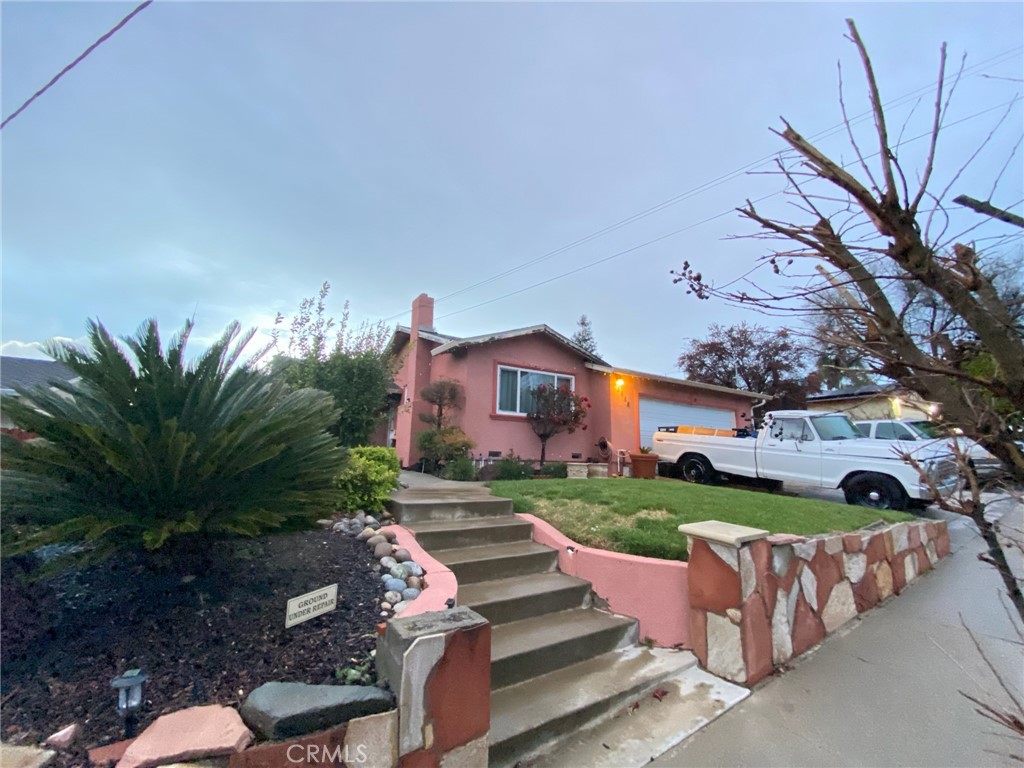Listing image 1