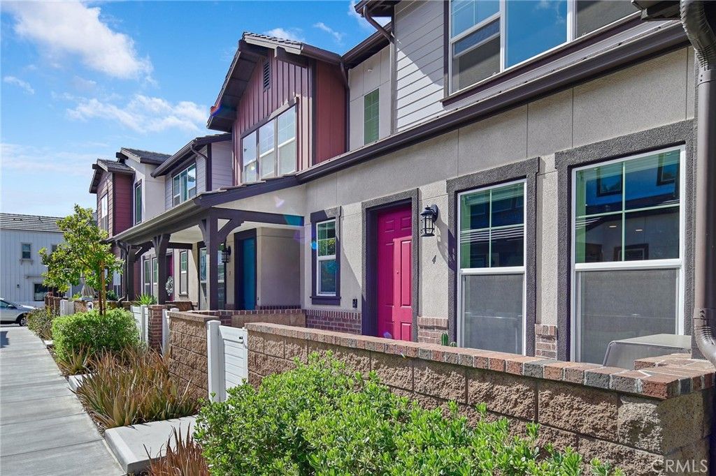 listing image 130721659855468133803