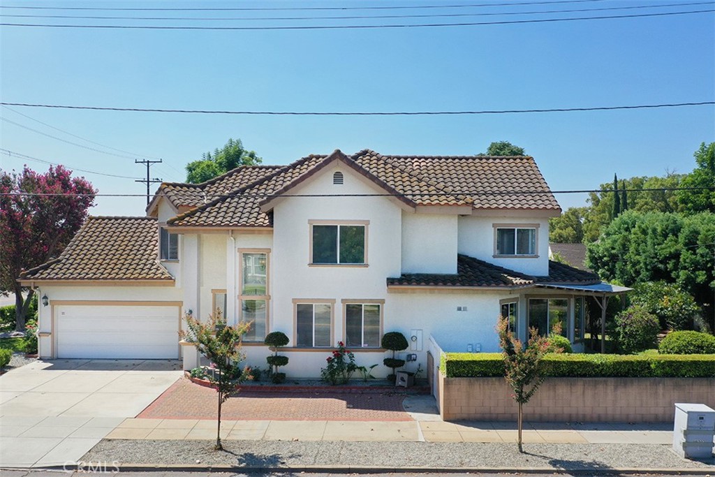 Photo 2 of 38 of 245 N Del Mar Avenue house