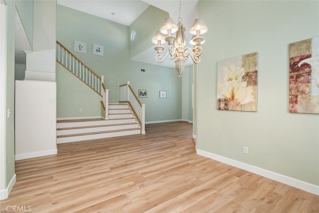 listing image 130729181875844890258