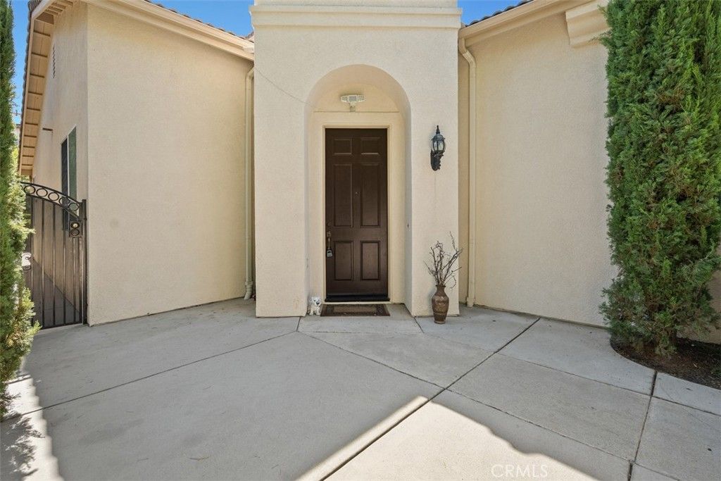 listing image 130724812002311162798