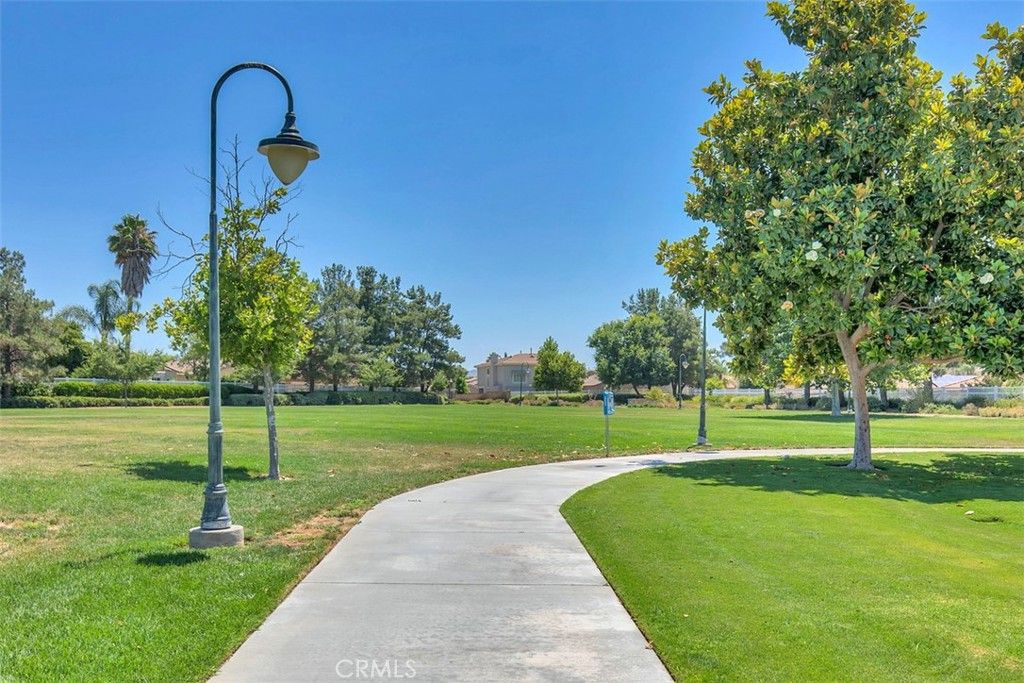 listing image 130721648997429311245