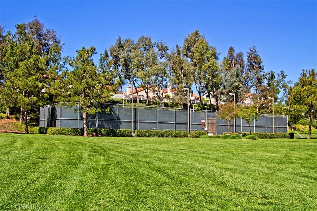 listing image 130724022920589338064