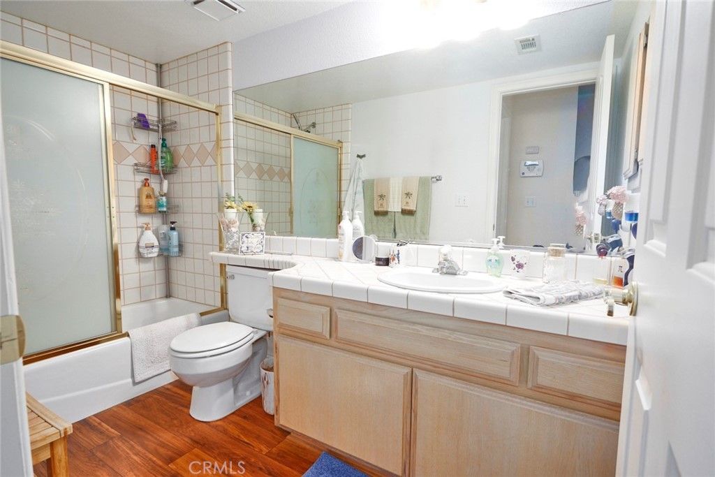 listing image 130726073964512497276