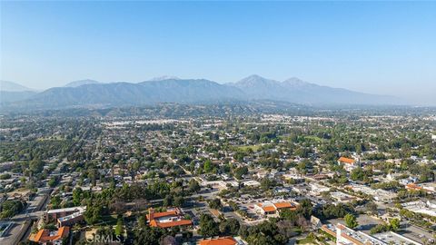 A home in La Verne