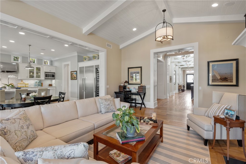 Irvine Terrace (IRVT) - Residential