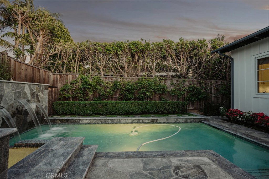 Irvine Terrace (IRVT) - Residential