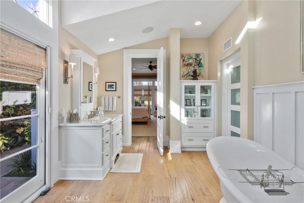 Irvine Terrace (IRVT) - Residential