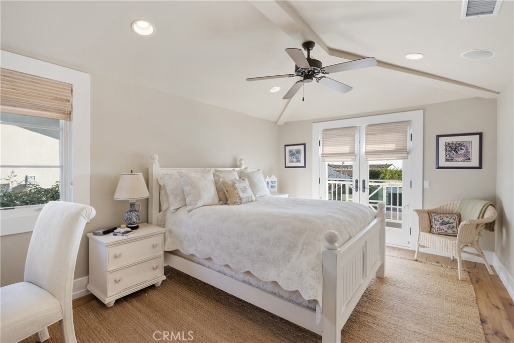 Irvine Terrace (IRVT) - Residential