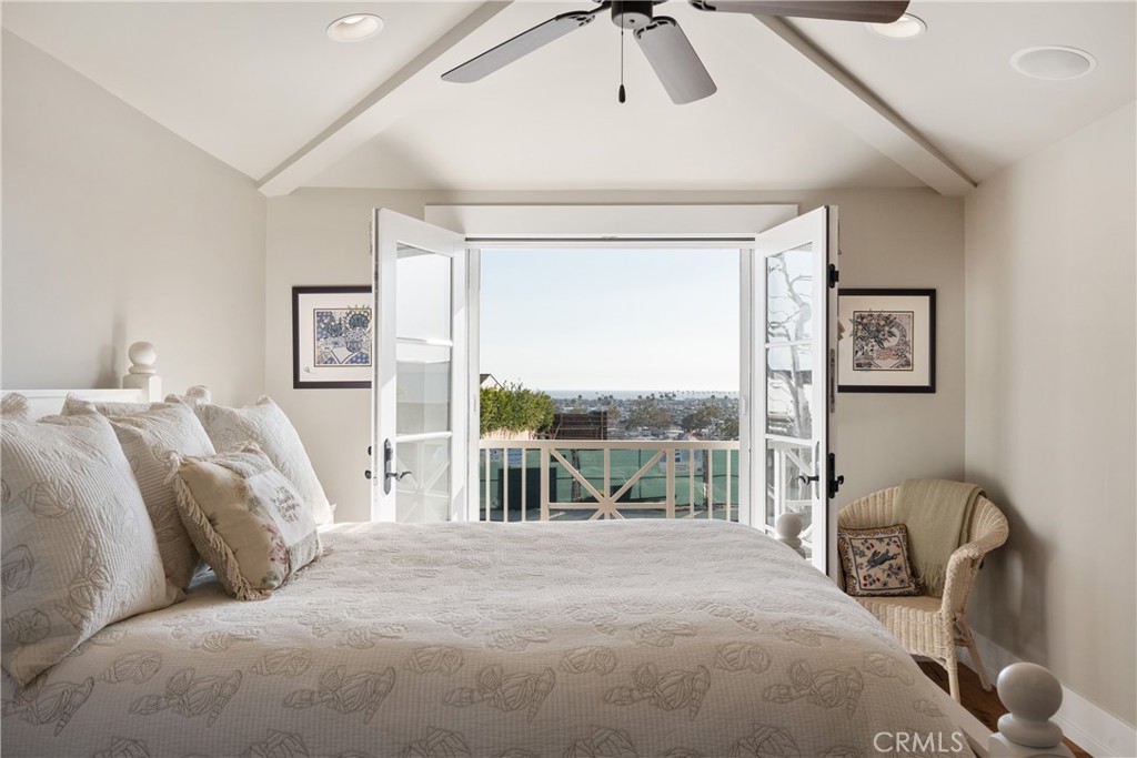 Irvine Terrace (IRVT) - Residential