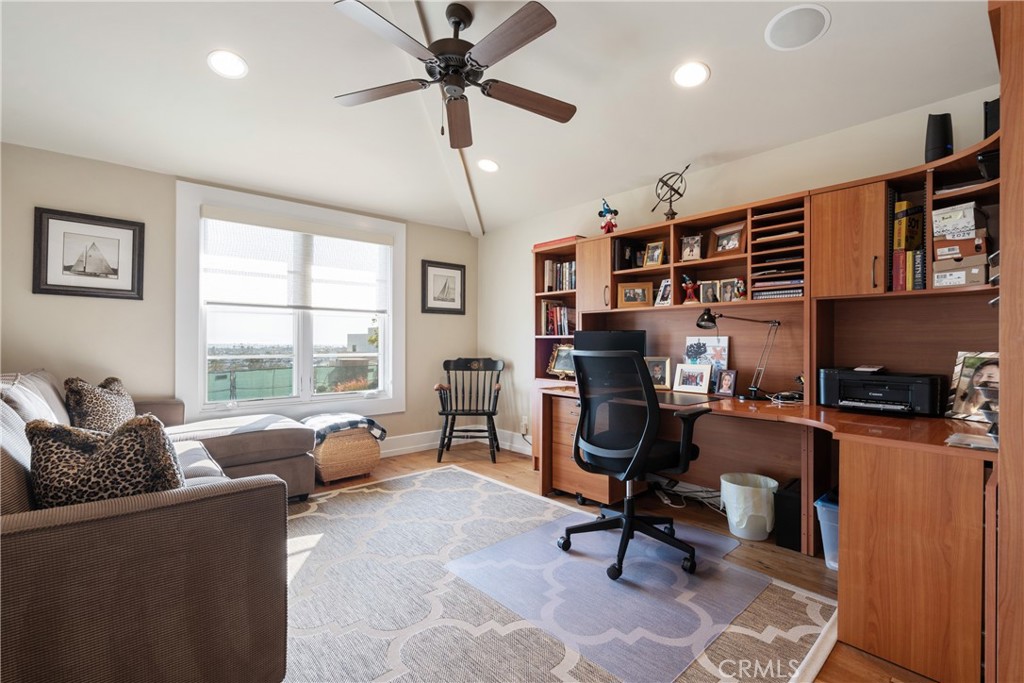 Irvine Terrace (IRVT) - Residential