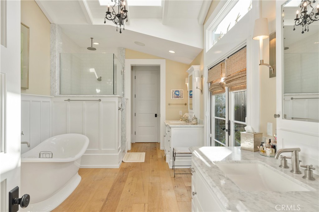 Irvine Terrace (IRVT) - Residential