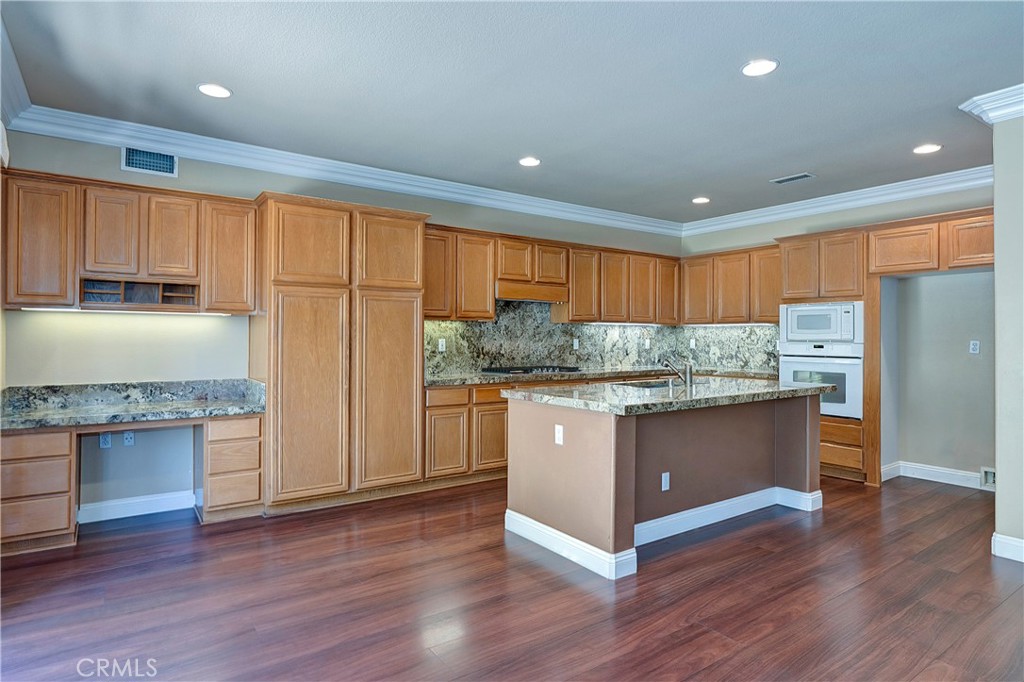 Autumn Glen (AG) - Residential Lease