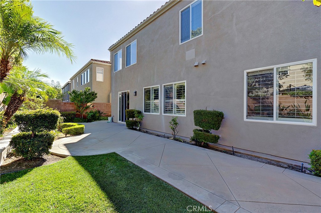 Autumn Glen (AG) - Residential Lease