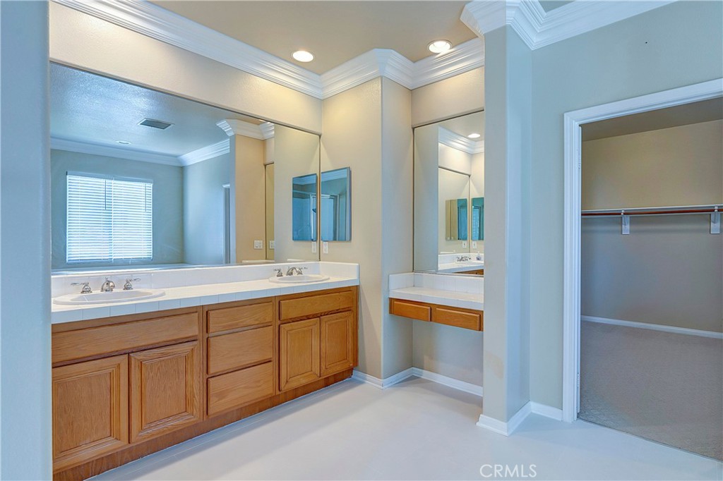 Autumn Glen (AG) - Residential Lease