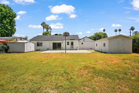 A home in Reseda