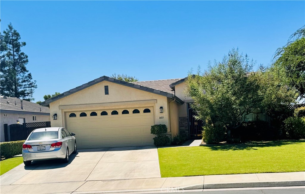 View Bakersfield, CA 93311 house