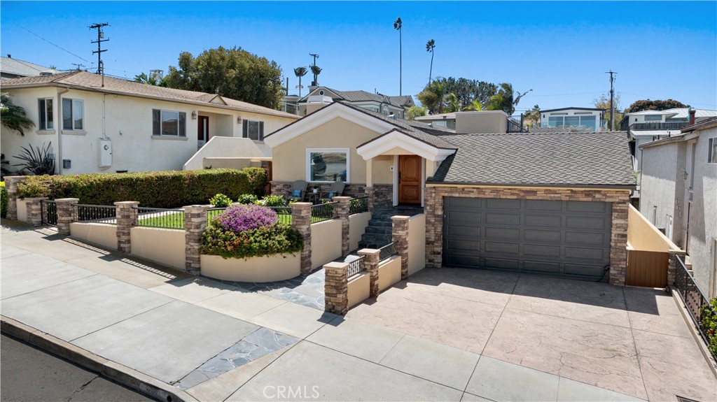 668 Longfellow Avenue