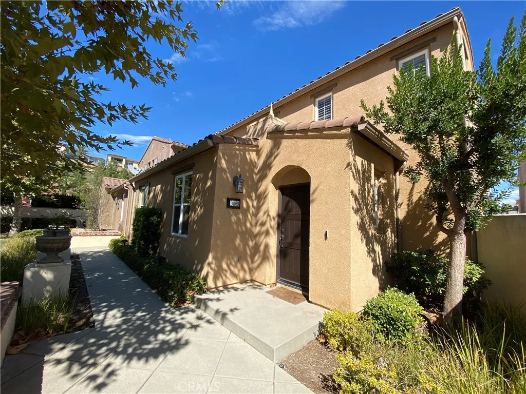 20069 Livorno Way, Porter Ranch, CA 91326 | MLS SR25011511 | Listing  Information, image size:1024x768
