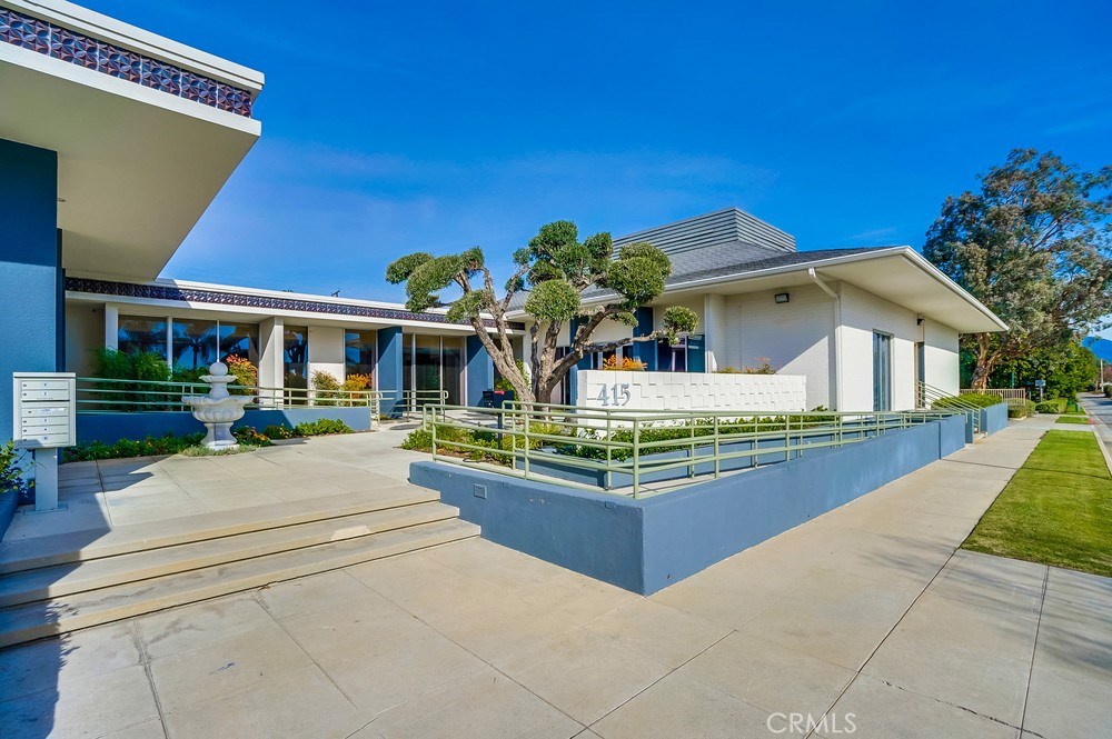415 Huntington Drive