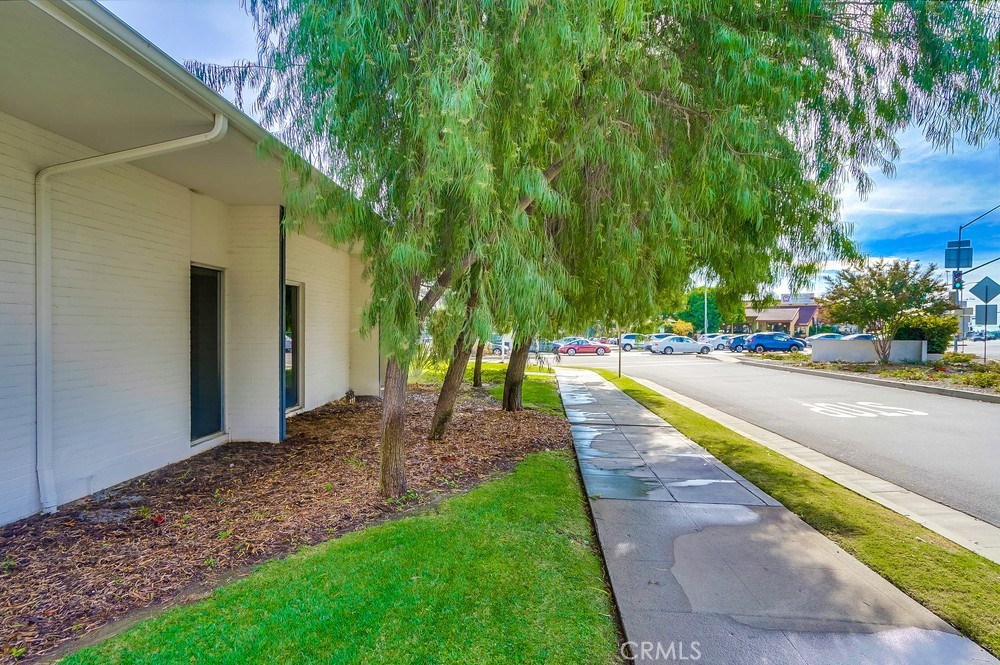 415 Huntington Drive