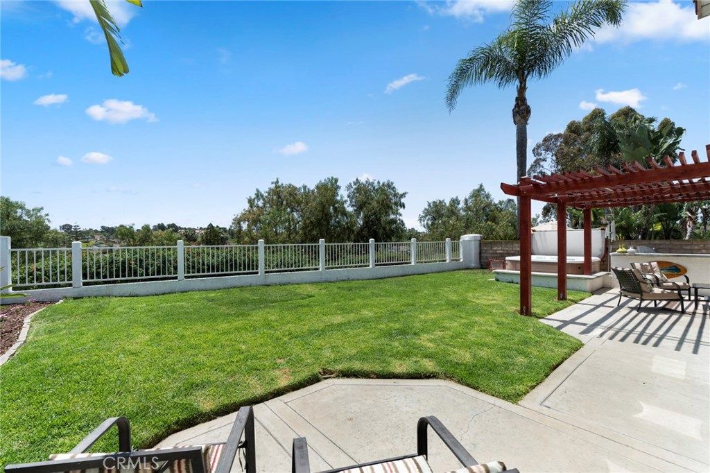 listing image 130727998648613141158