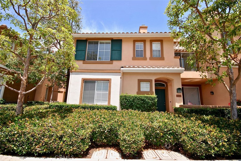 Beautiful and Quiet, Corner Unit (BRIO) Condominium in Desirable Westpark II Location with Attached 2-Car Garage. 2 Spacious Bedrooms and 2 Baths. Fridge/Washer/Dryer Included. Home also Features: New Stove, Light and Bright Open Floor Plan with Newer Carpet, Recessed Lighting, Fresh Paint, Built-in Cabinets, High Ceilings and Private Deck. Lovely Kitchen with Euro White Cabinets and Wood Floor which Opens to Living Room and Dining Room. Gorgeous Spacious Living Room with Newer Carpet, Cozy Gas Fireplace and Built-in Entertainment Center that Opens to a Lovely Private Deck. Relaxing Master Suite with Walk-in Closet and Master Bathroom Features Dual Vanity, Large Vanity Mirror and Tub and Shower Combination. 2-car Attached Direct Access Garage with Plenty of Storage. Sparkling Association Amenities Include 3 Pools, Spas, Tennis Courts, Sport Courts, Tot Lots, Parks, and so Much More! Close to Great Irvine Schools including UCI. Minutes Away From Fine Dining, Shopping, Entertainment, Recreation Destinations and nearby access to the 5, 55, and 405 freeways. Don't Miss Out On This Exceptional Rental Home!