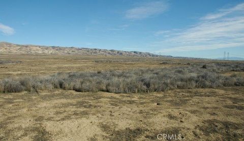 Photo of 0 Bellflower Road, Santa Margarita, CA 93453 (MLS # MC25043875) Photo of 0 Bellflower Road, Santa Margarita, CA 93453 (MLS # MC25043875)