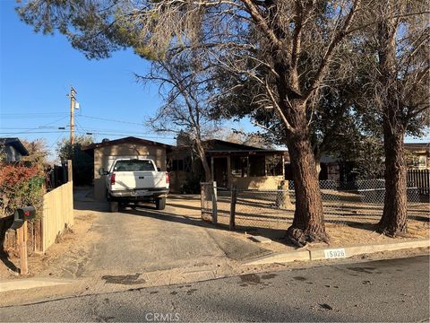 A home in Mojave