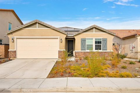 A home in Lake Elsinore