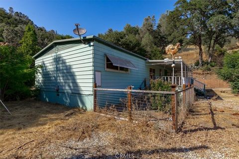 A home in Clearlake Oaks