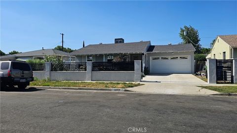 A home in Reseda