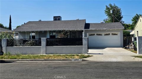 A home in Reseda