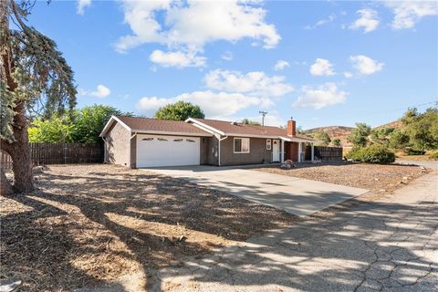 A home in Lake Hughes