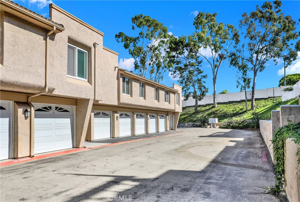 Shore Cliff Villas (SV) - Residential