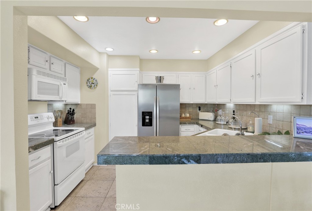 Shore Cliff Villas (SV) - Residential