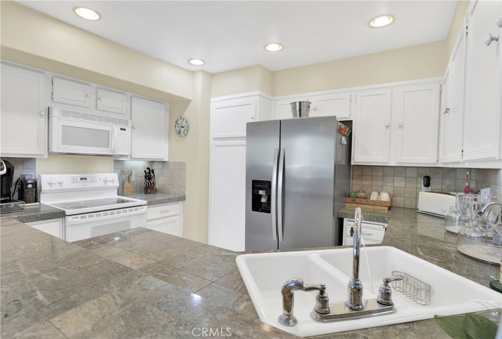 Shore Cliff Villas (SV) - Residential