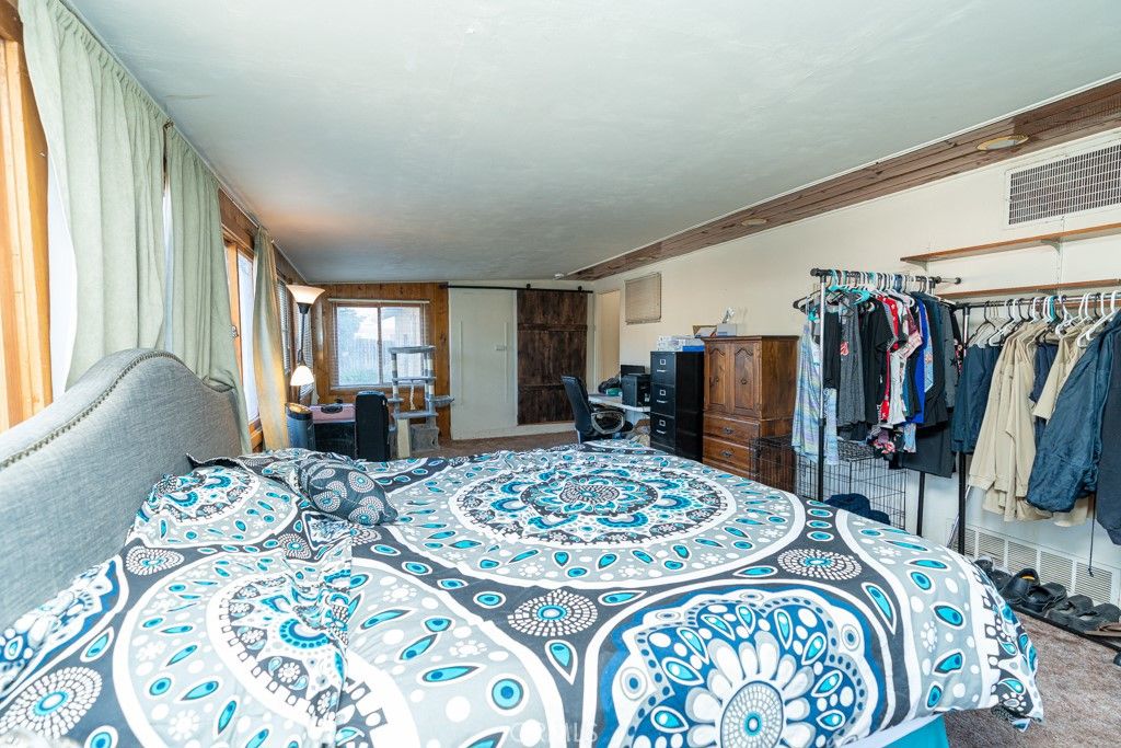 listing image 130727157105768691025