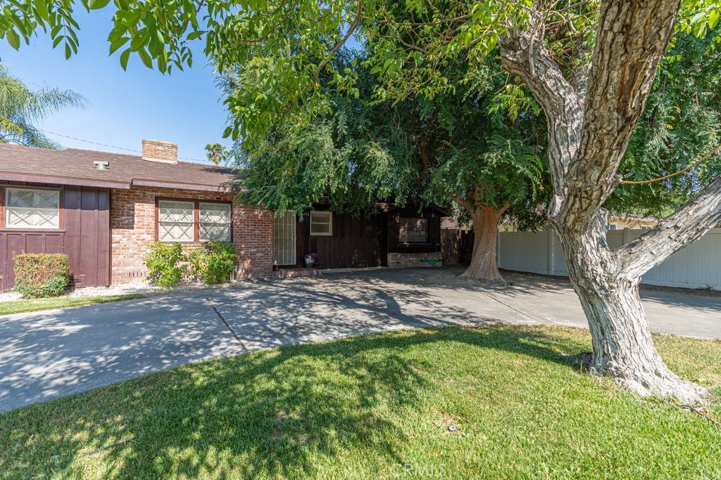 listing image 130722601168853490854