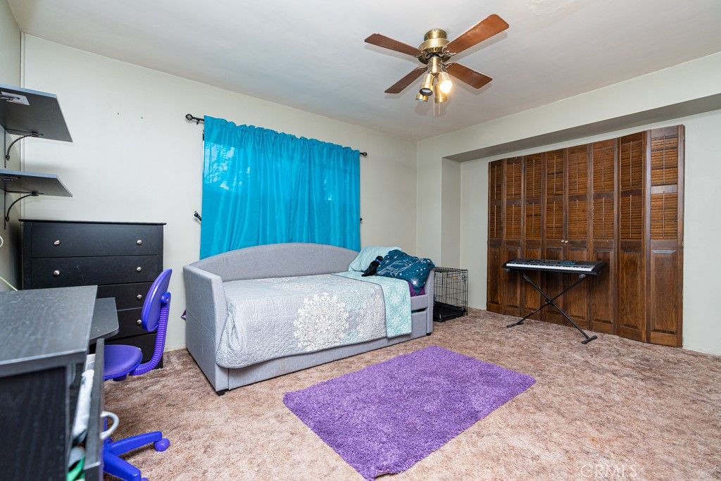 listing image 130729007770705167491