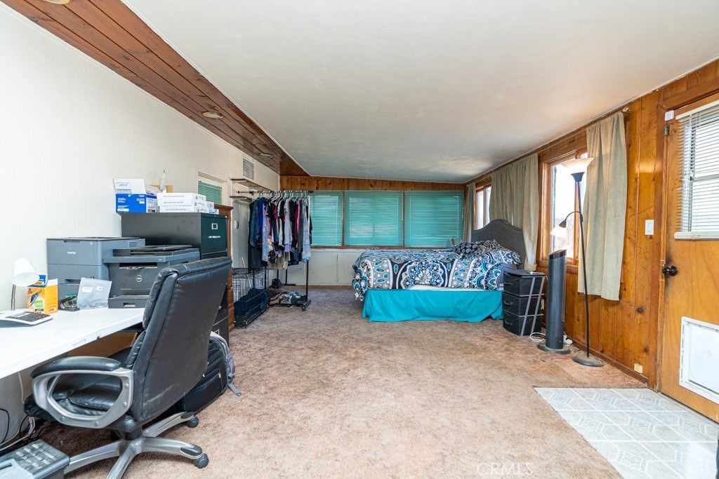listing image 130729483287756788704