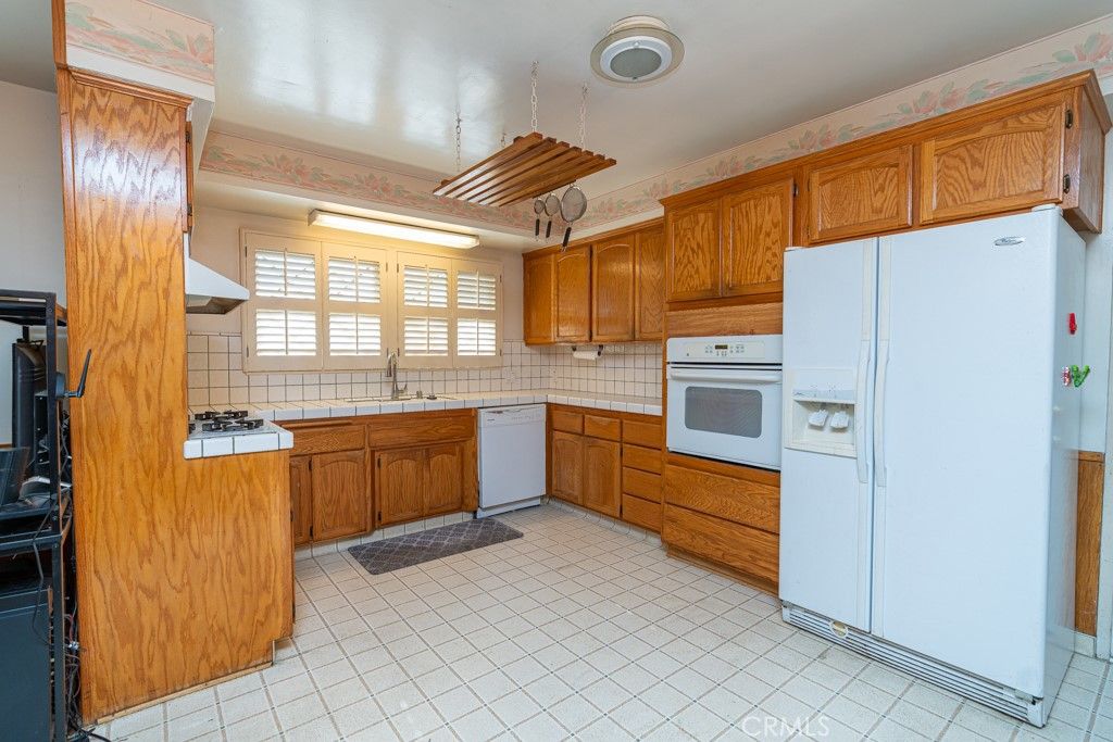 listing image 130726536206997560364