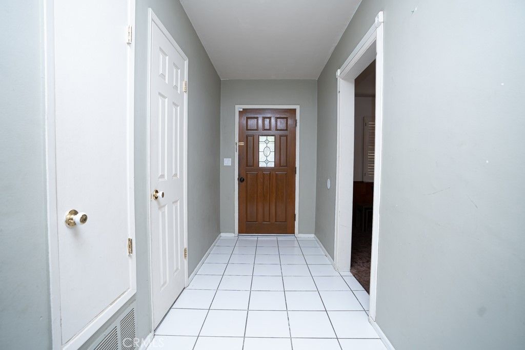 listing image 130724543097999376422