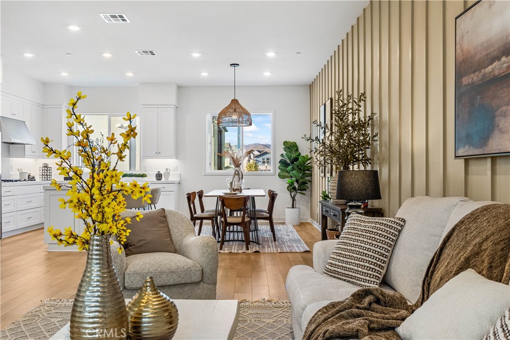 View Irvine, CA 92618 townhome