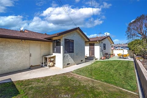A home in La Mirada